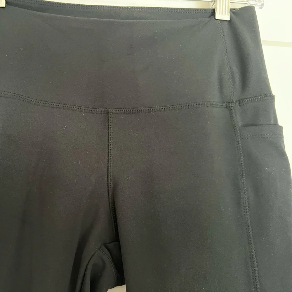 Danskin Womans Leggings - Picture 2 of 4
